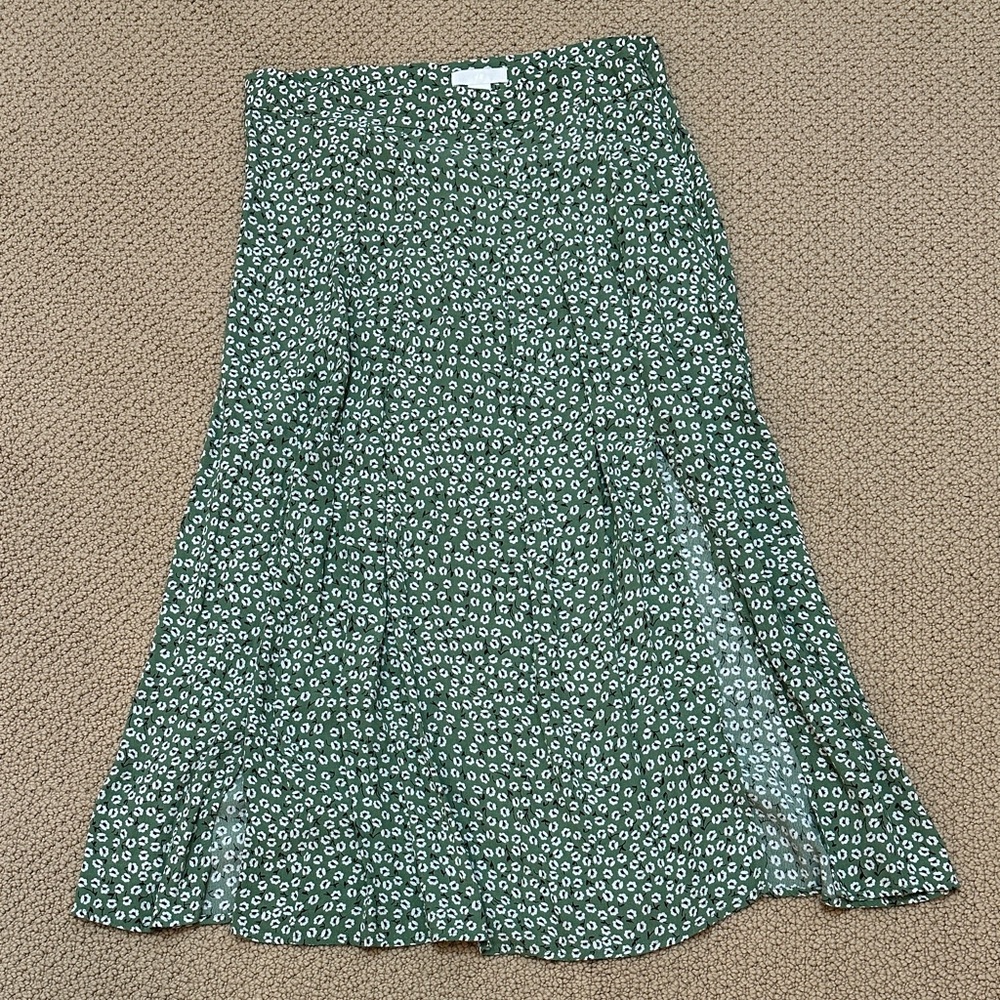 H&M Green Floral A-Line Midi Skirt with thigh slits - Picture 10 of 10